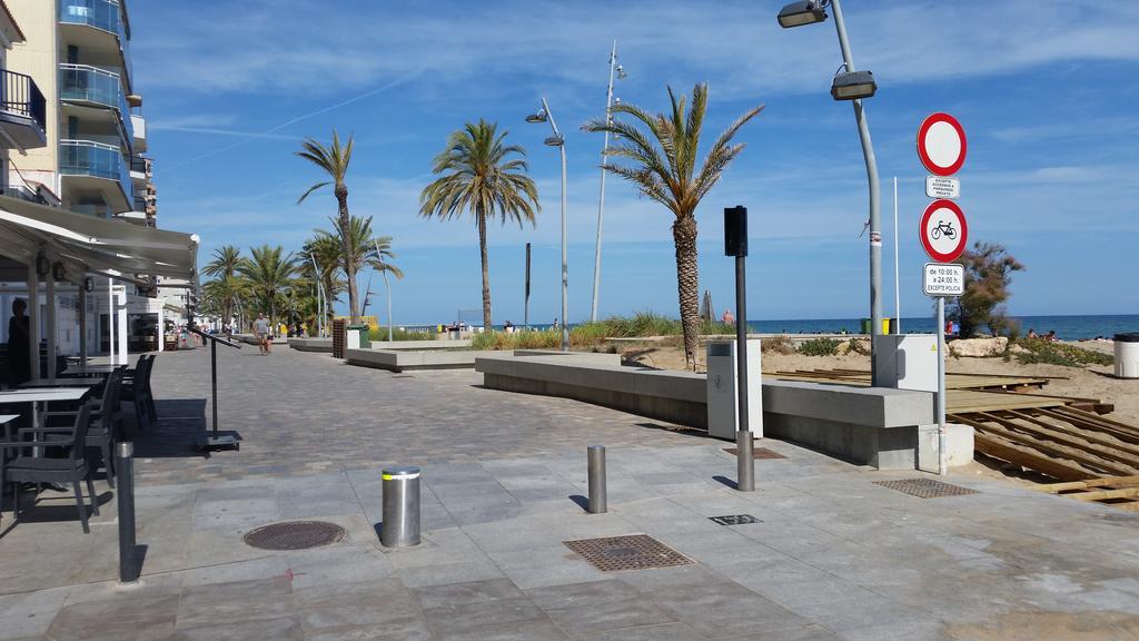 Apartamento Calafell Playa Eksteriør billede